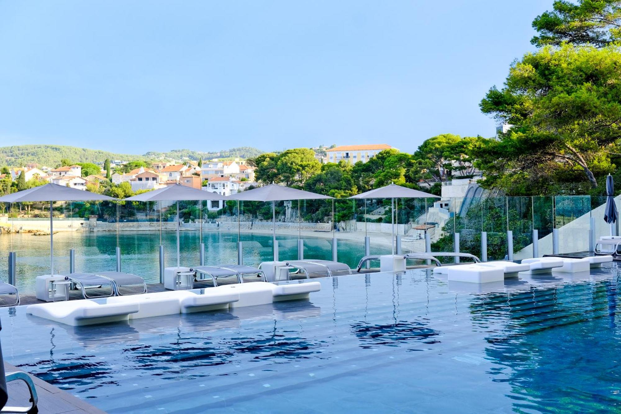 Thalazur Bandol Ile Rousse - Hotel & Spa Екстериор снимка