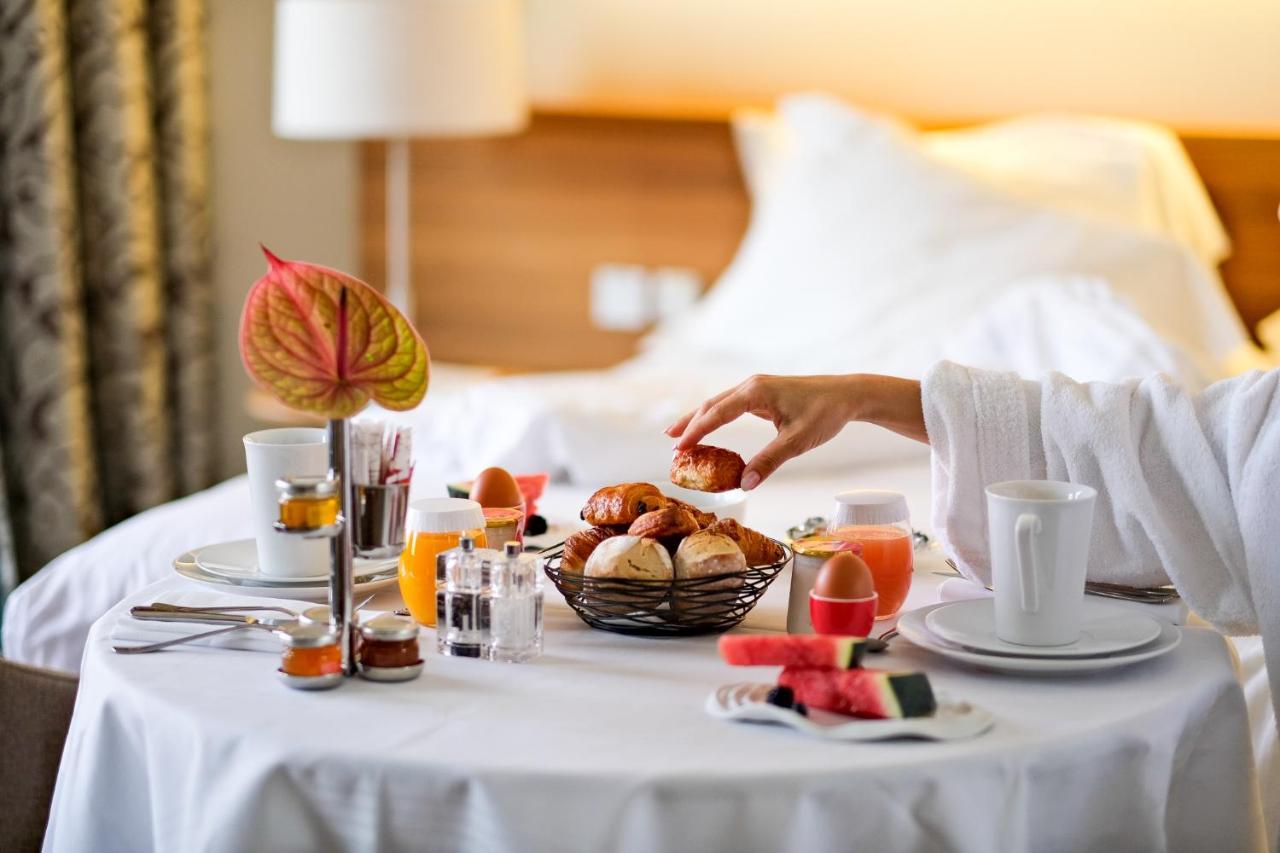Thalazur Bandol Ile Rousse - Hotel & Spa Екстериор снимка